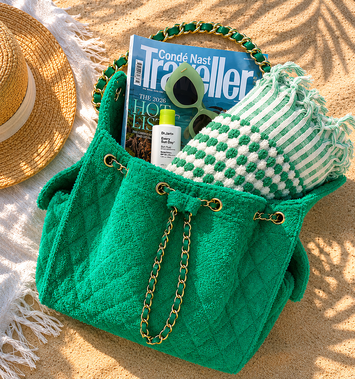 BEACH HAUS Bayshore Bucket Medium in Kelly Green, structured bucket bag with top handle and adjustable strap