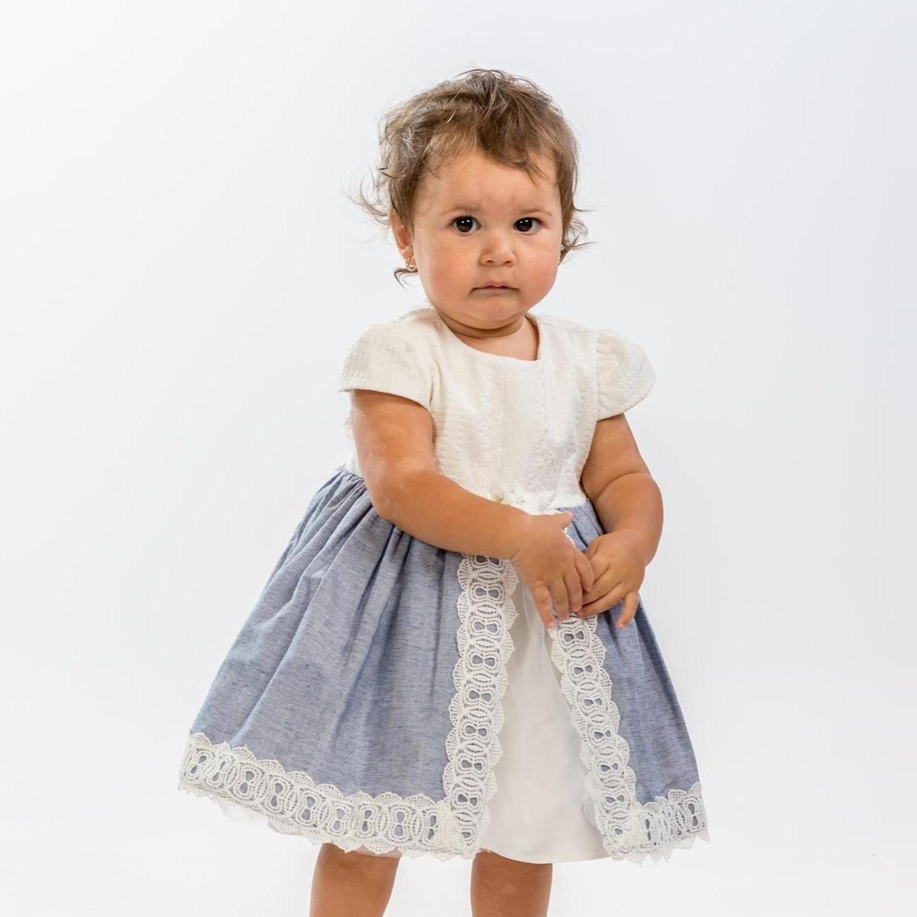 La Dama's Sister - Farnelli