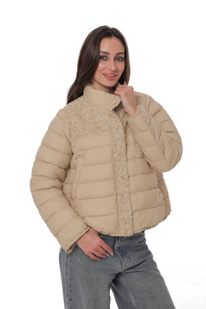 Alaska® lightweight mid-season coat or parka jacket in neutral color, suitable for transitional weather.