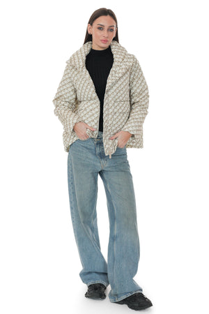 Light demi-season jacket from Alaska® Outerwear Company, featuring a stylish design and durable fabric for versatile outdoor wear.