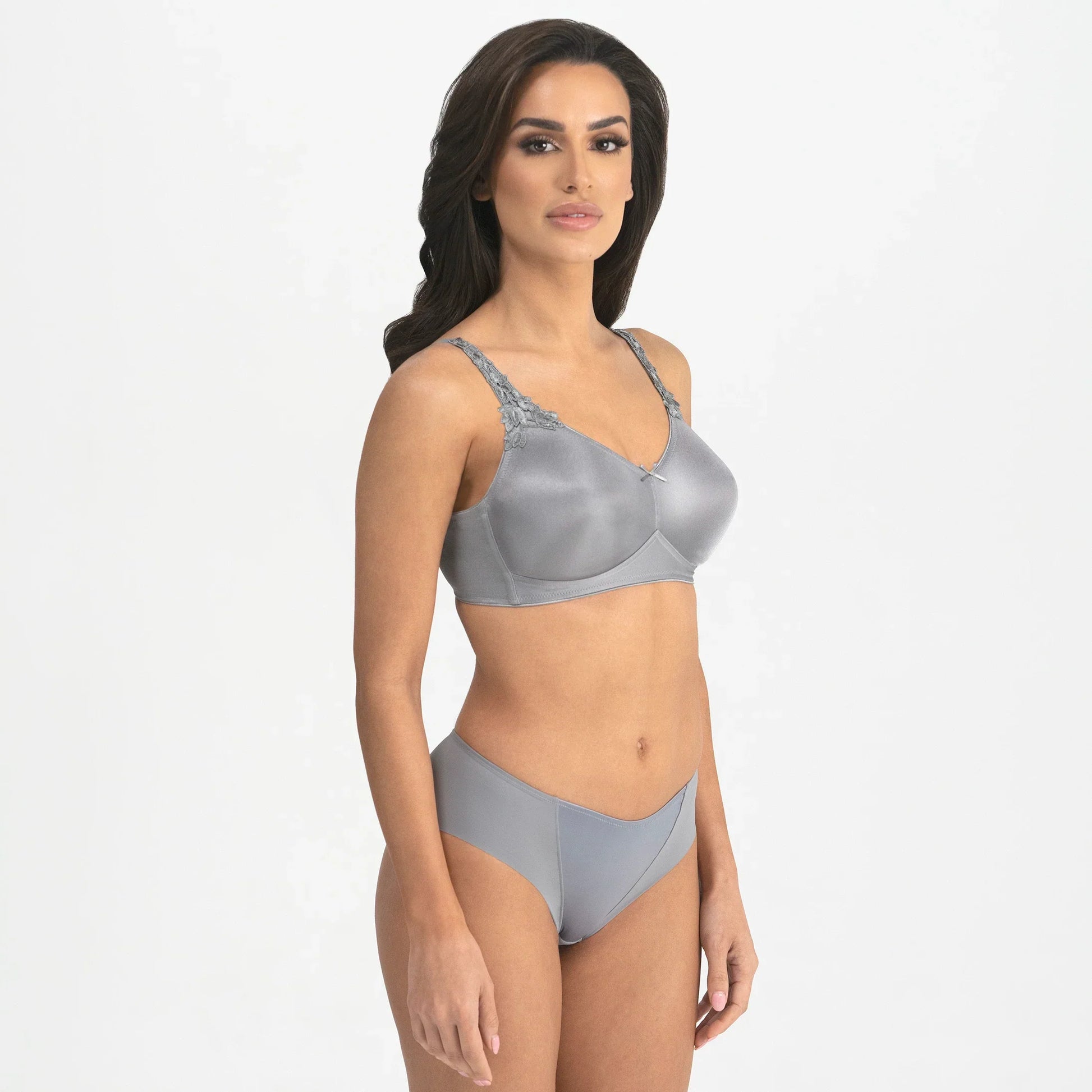 Dominique Jilian Gray Everyday Wireless Minimizer Bra-3