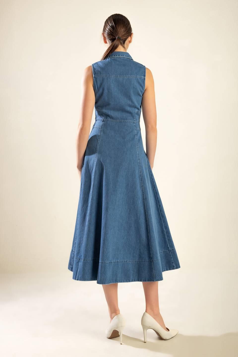 Flying Tomato Genevieve Denim Midi Dress, medium wash, sleeveless design with a fitted bodice and flowing skirt, casual chic style.