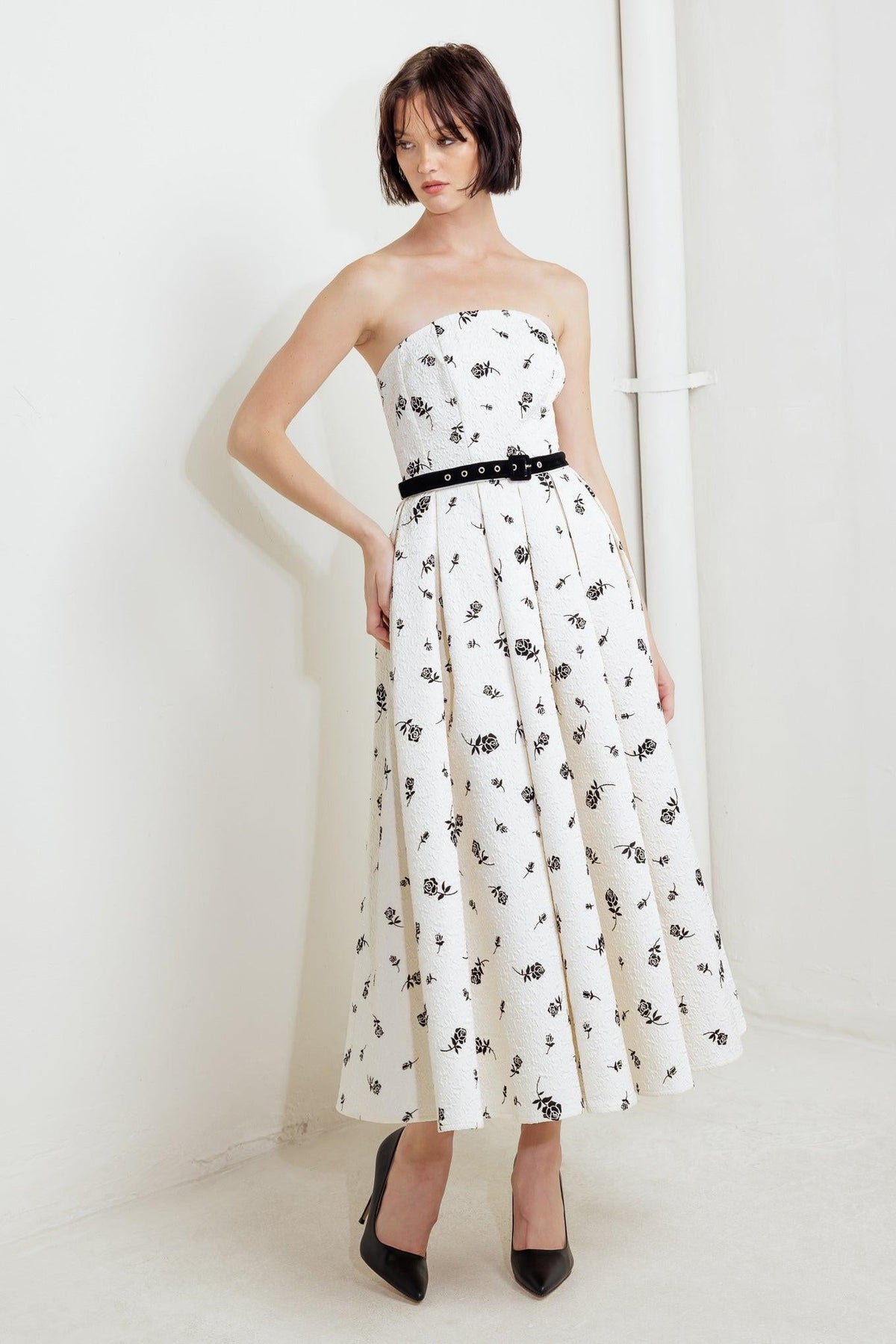 Cream and black woven midi dress from Flying Tomato featuring a cultivated, elegant design with a fitted waist and flowing skirt.