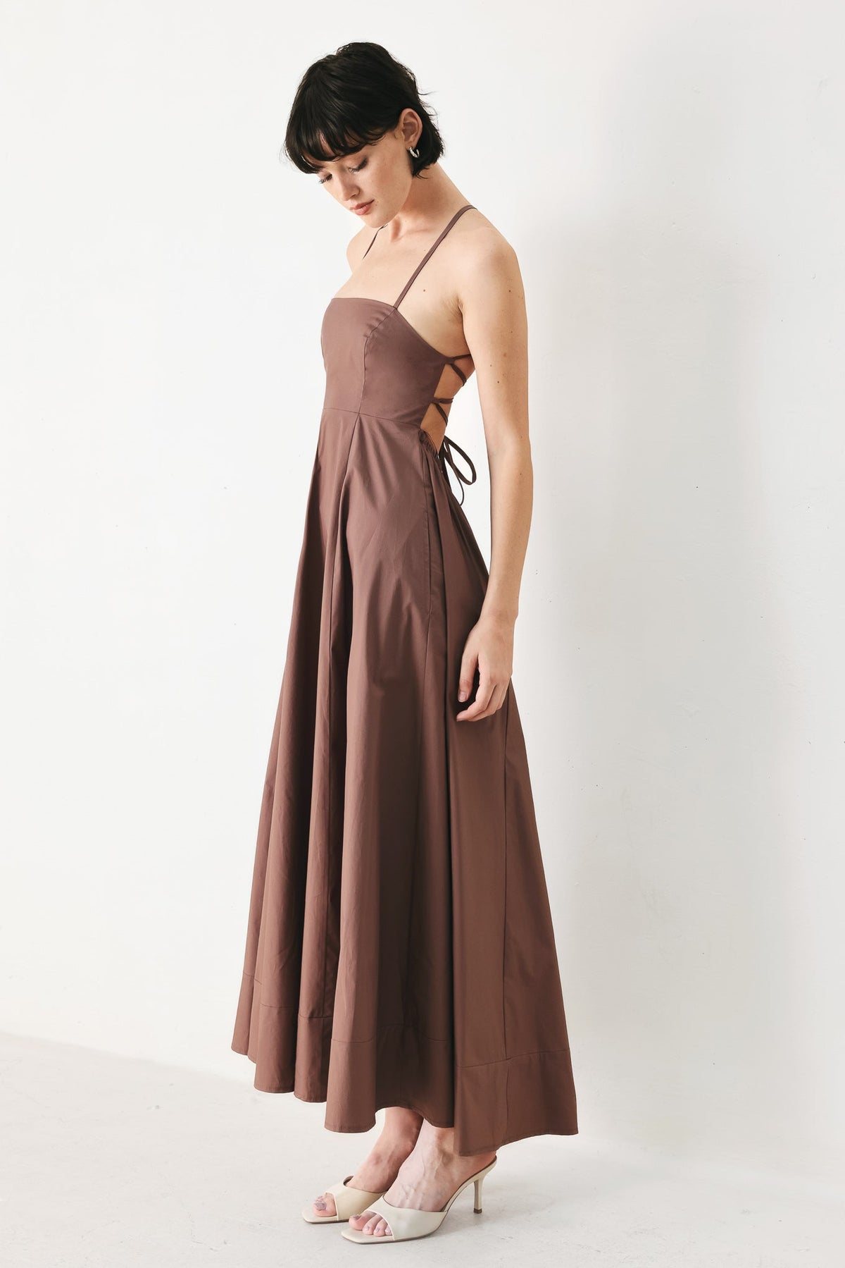 Flying Tomato PURE LINE woven midi dress in cocoa color, featuring a stylish and comfortable design.