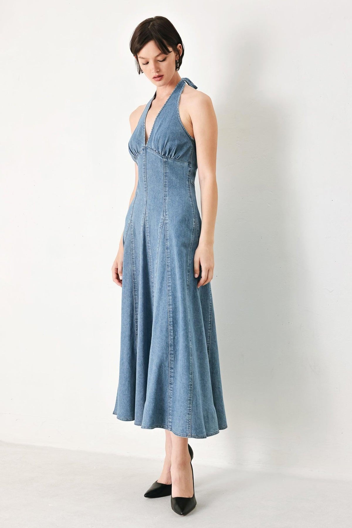 Flying Tomato Blue Blossom Denim Midi Dress, medium wash, sleeveless design with a fitted waist and casual style.
