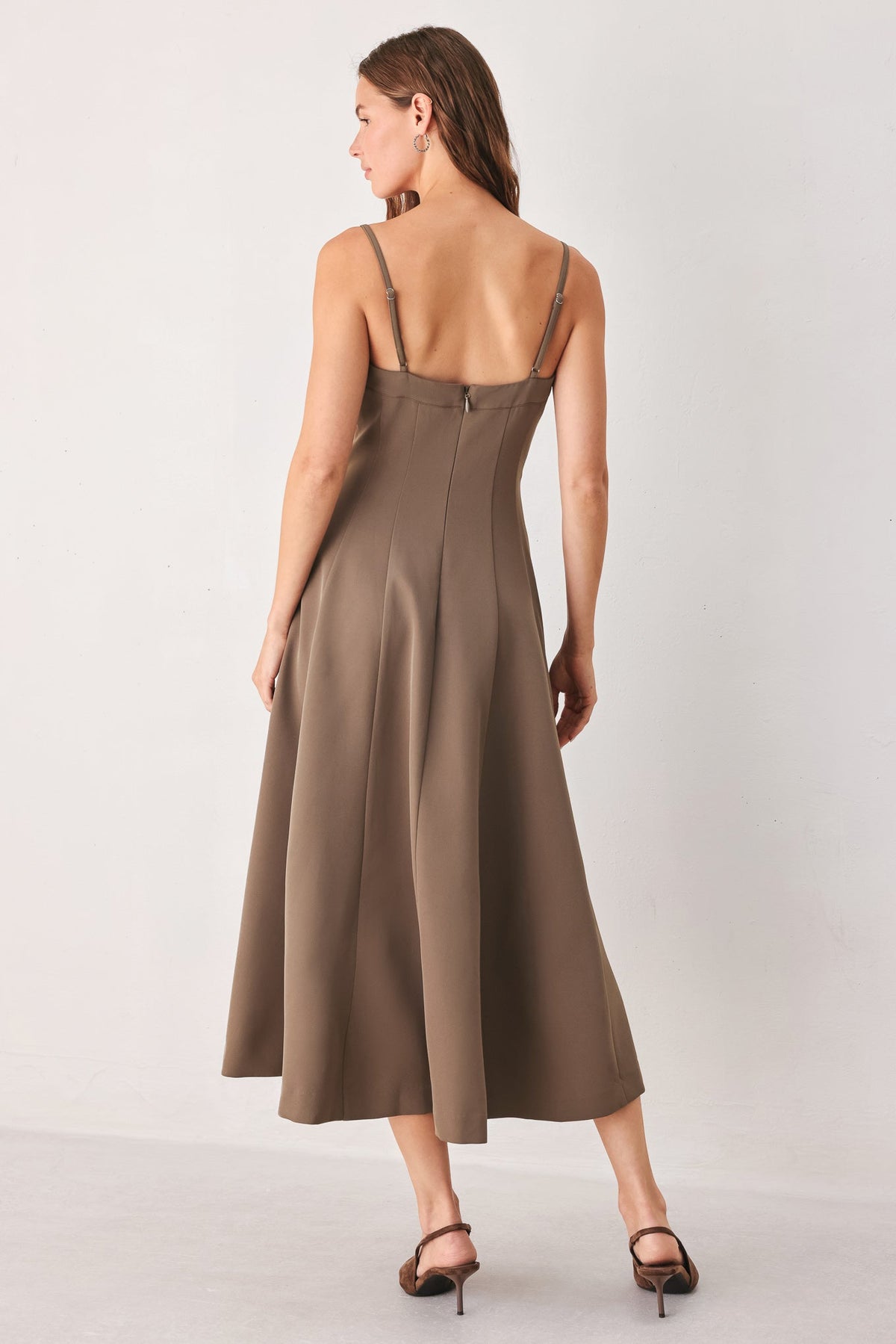 Flying Tomato coffee bean swing woven midi dress in mocha with a relaxed fit, featuring a sleeveless design and side pockets.