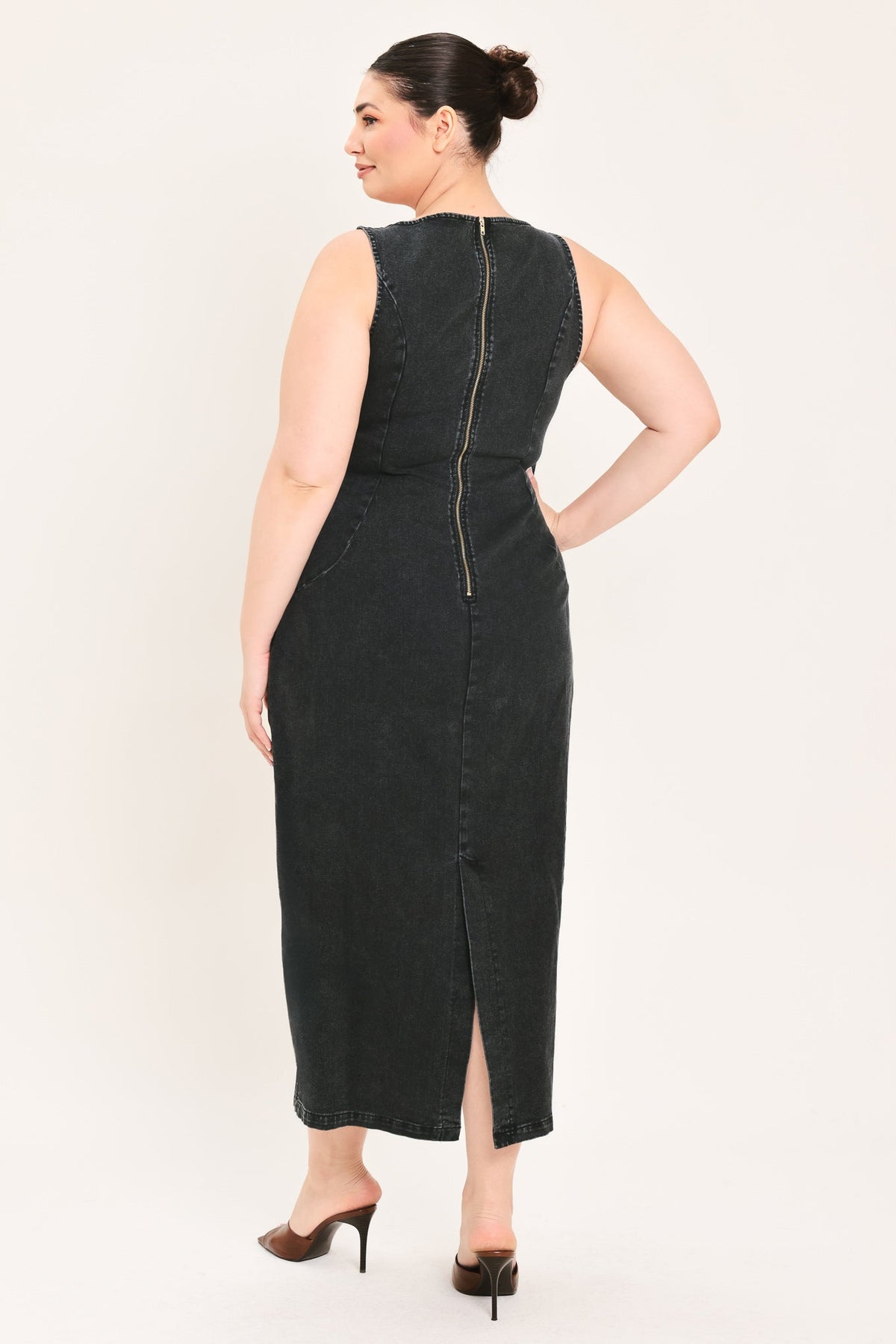 Flying Tomato urban chic denim midi dress in black, featuring a stylish fit and classic design perfect for casual and trendy looks.