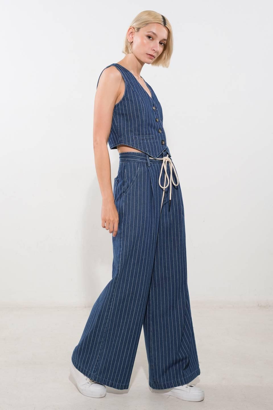 Medium indigo denim vest from Flying Tomato's I Still Believe Tops collection, featuring classic stitching and button closure.