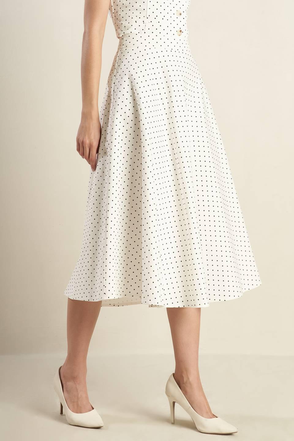 White and black woven midi skirt from Flying Tomato's Walk With Me collection, featuring a stylish and comfortable design.