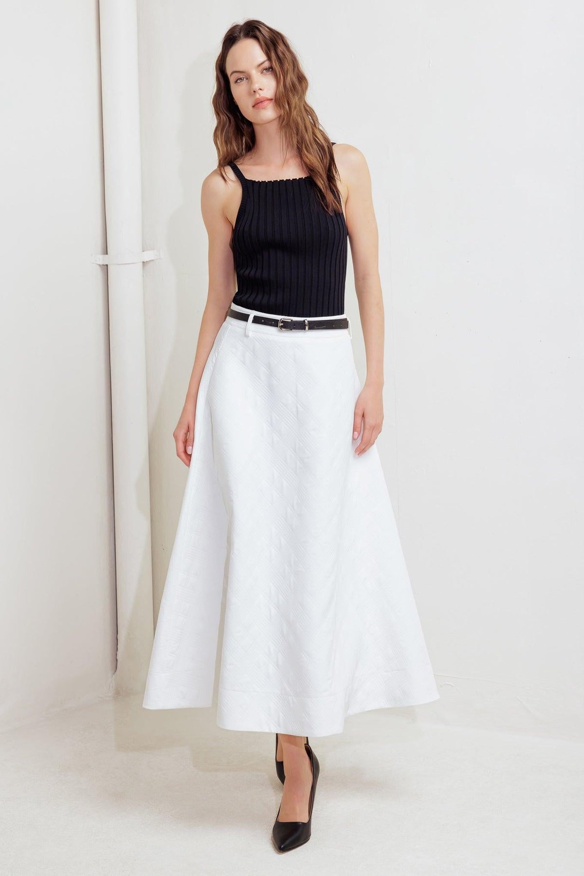 Flying Tomato Downtown Ease woven midi skirt in white, featuring a relaxed fit and woven fabric, styled with a casual look.