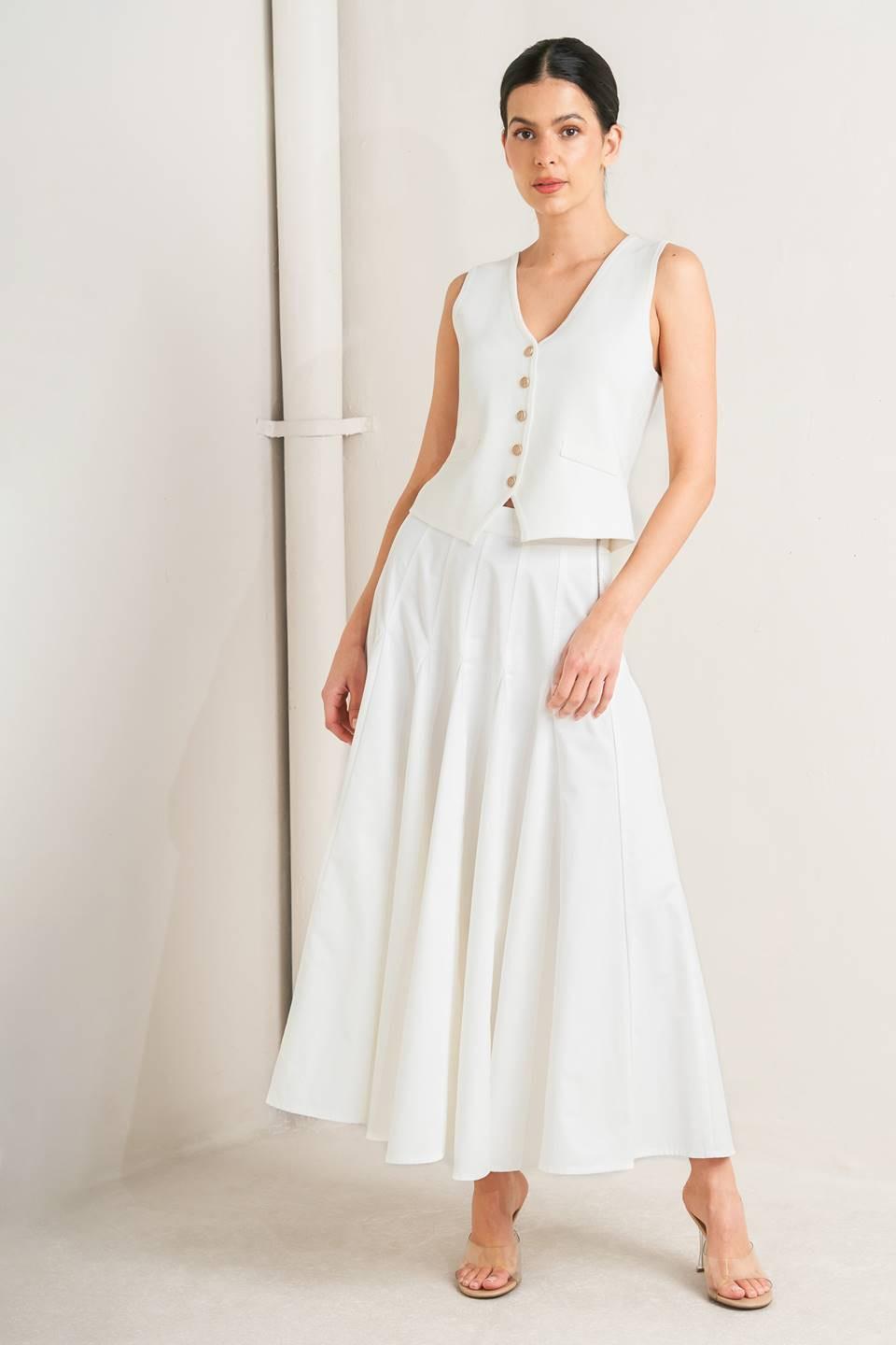 White woven circle skirt from Flying Tomato featuring a pale frame design, displayed on a neutral background.
