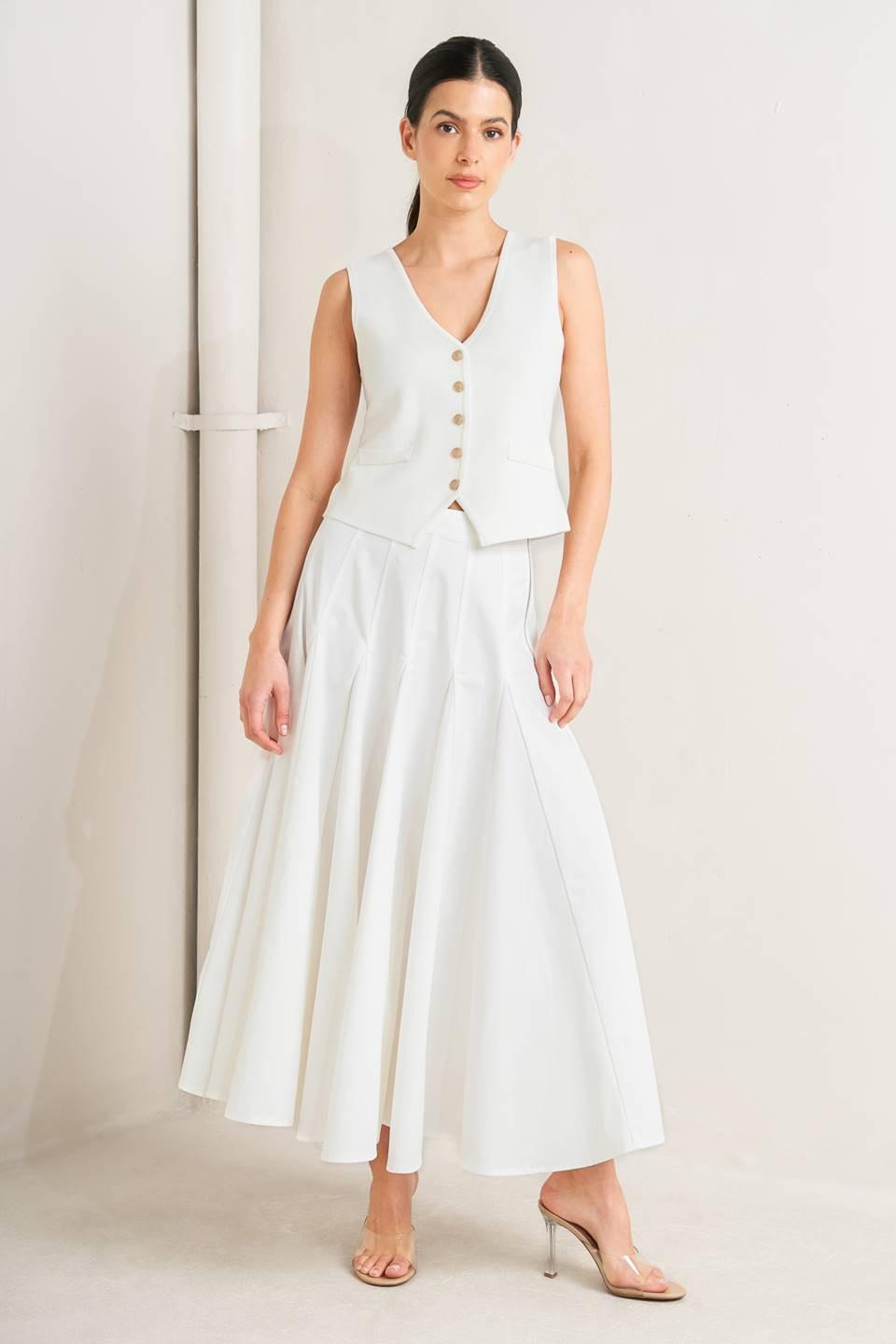 White woven circle skirt by Flying Tomato featuring a pale frame design, displayed on a neutral background.