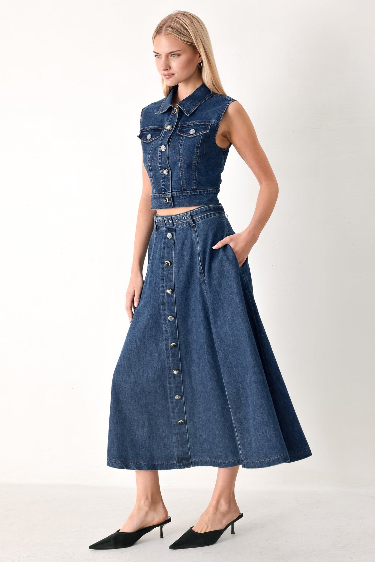 Flying Tomato Sweet Talker denim circle midi skirt in indigo, showcasing its stylish high-waisted design and circular denim pattern.