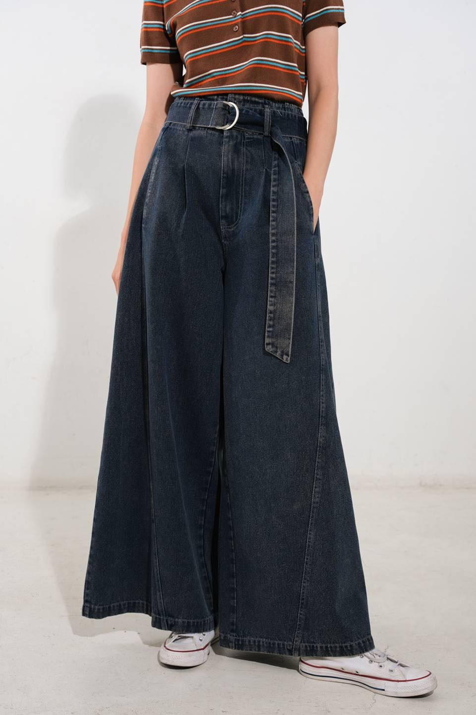 Flying Tomato Sail On Indigo denim pants, stylish casual pants with a relaxed fit, shown in a vibrant indigo color.