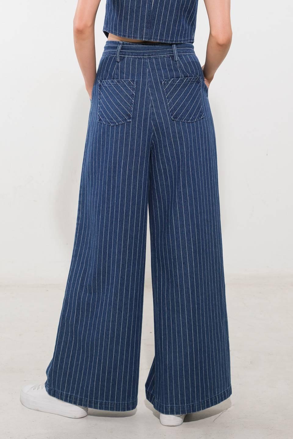 Flying Tomato I Still Believe denim pants in medium indigo, showcasing stylish casual jeans with classic stitching and fit.