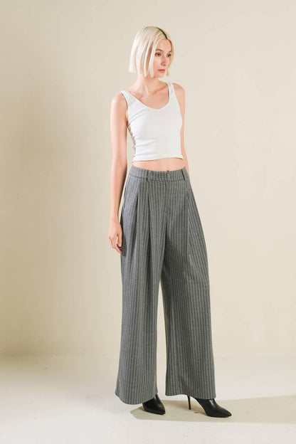 Flying Tomato Wanna Be Loved woven pants in grey and white with a relaxed fit and stylish pattern.