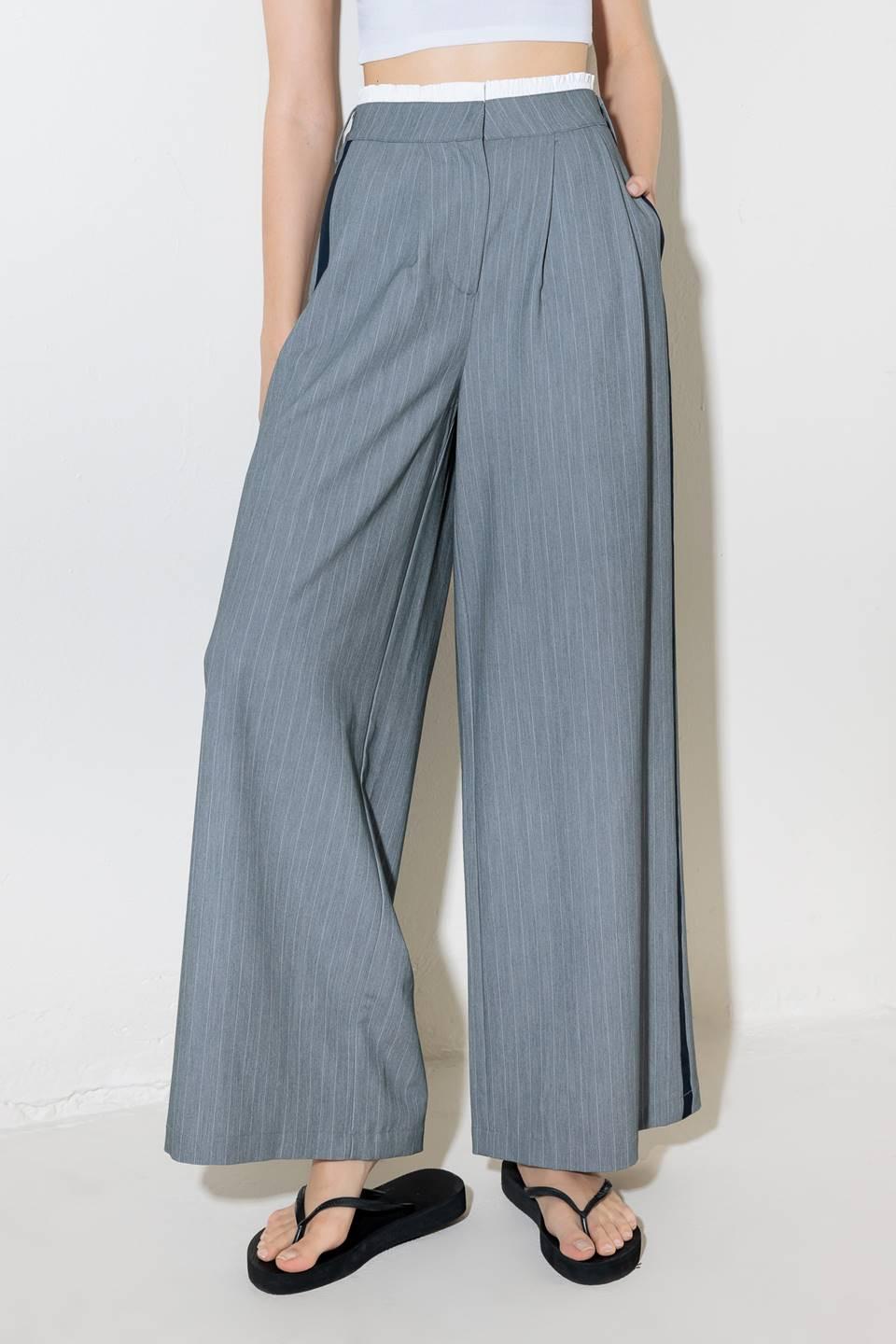 Flying Tomato smile bright grey woven pants, casual loose-fit pants with a comfortable woven fabric, stylish and versatile for everyday wear.