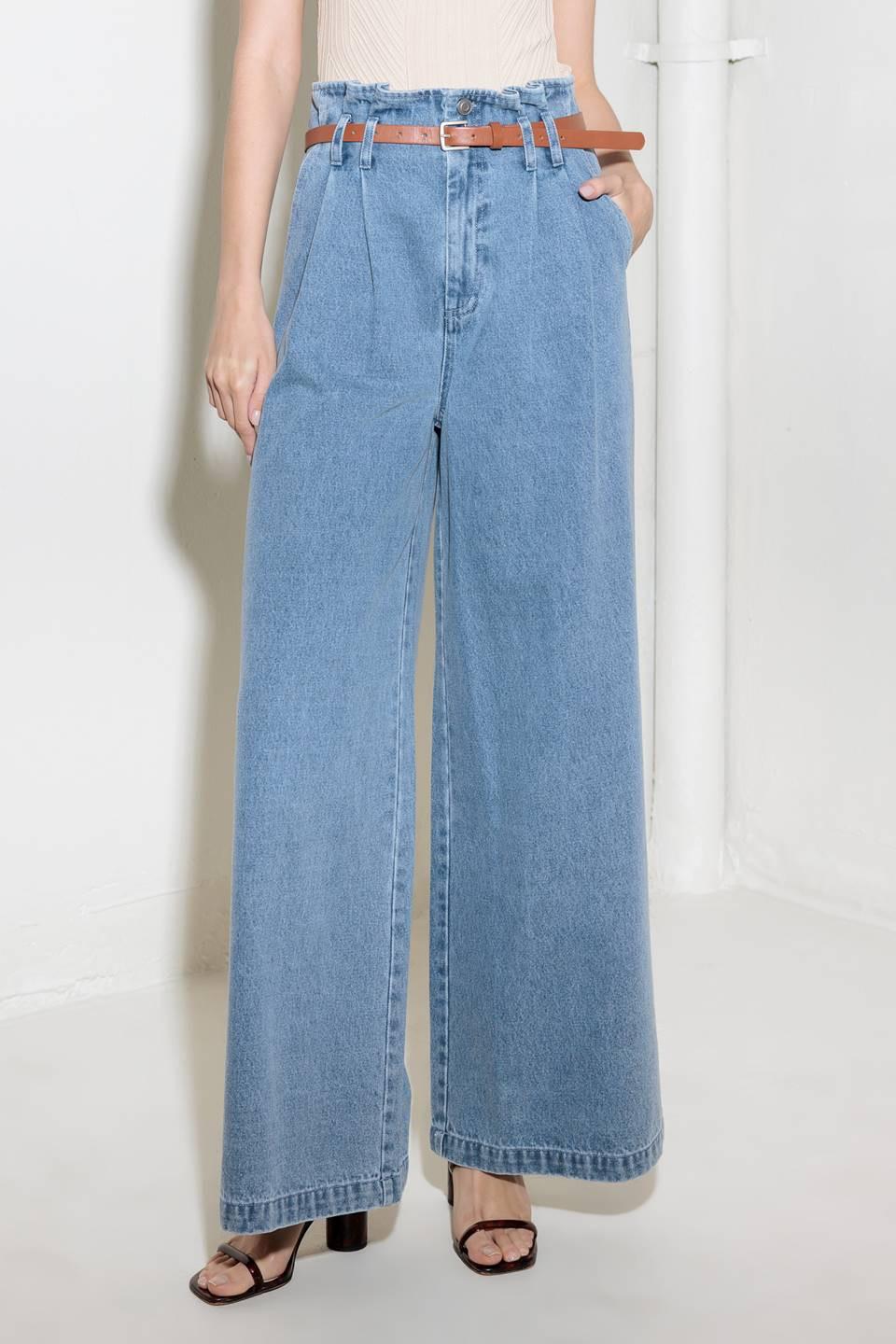 Light denim Flying Tomato Kissed by Sunlight denim pants with classic five-pocket design and relaxed fit.