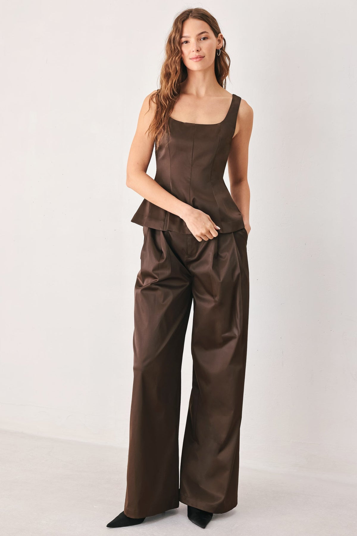 Relaxed-fit woven pants in brown by Flying Tomato, featuring a comfortable, casual design with a relaxed silhouette.