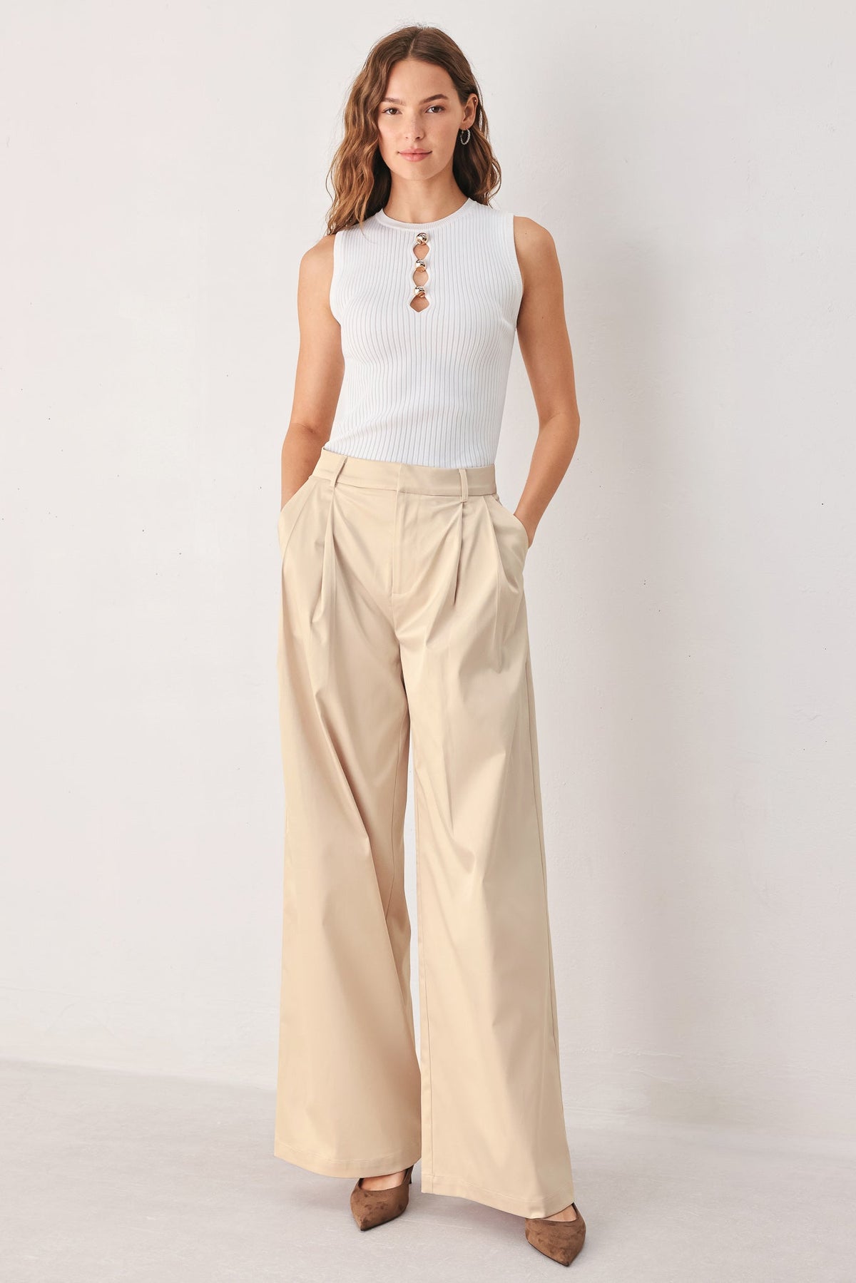 Relaxed-fit woven pants by Flying Tomato in champagne color, featuring a comfortable, casual design and relaxed fit.