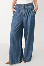Flying Tomato Indigo Comfort Line denim pants, casual blue jeans with classic fit and stitching details.