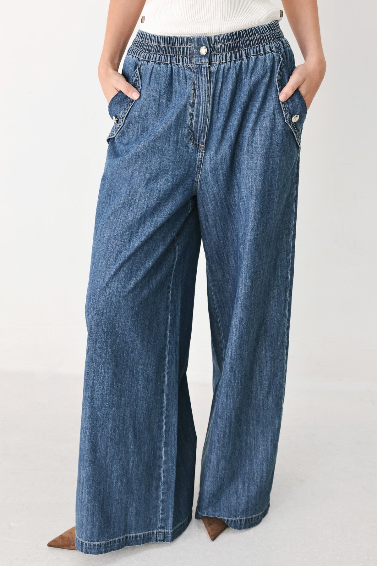 Flying Tomato Indigo Comfort Line denim pants, casual blue jeans with classic fit and stitching details.