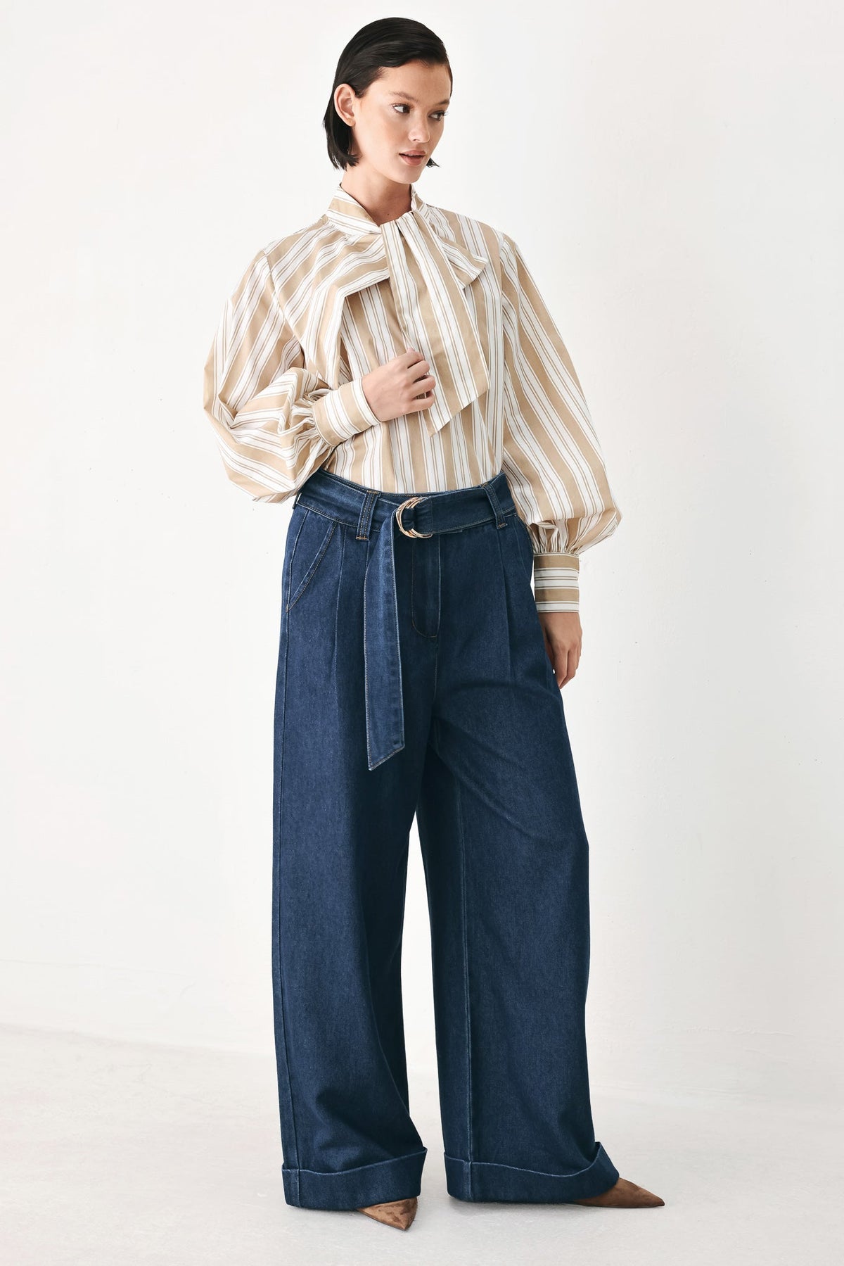 Deep indigo modern muse denim pants by Flying Tomato, showcasing slim fit style with classic five-pocket design.