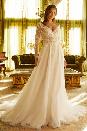 Wedding Dress with an A-line silhouette and a V-neck - Farnelli