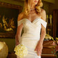 Form-Fitting Wedding Dress  A Sweetheart Neckline, Off-Shoulder - Farnelli