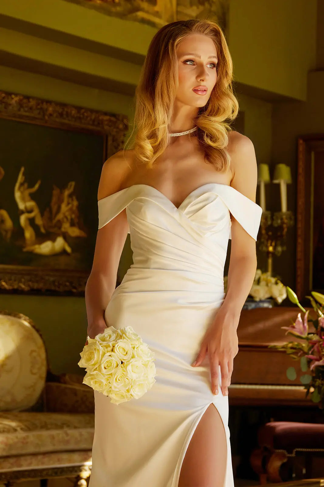 Form-Fitting Wedding Dress  A Sweetheart Neckline, Off-Shoulder - Farnelli