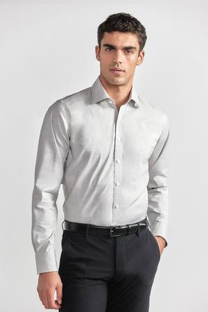 Twillory Leader non-iron solid shirt in Heather Light Grey, front view showing classic collar and smooth fabric.