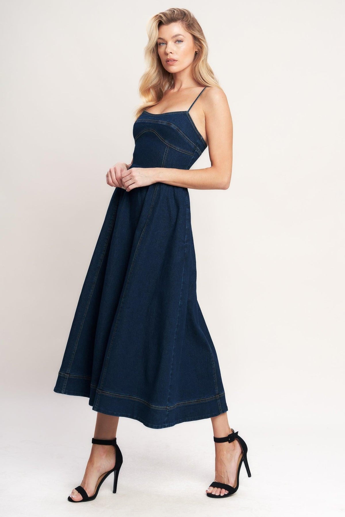 Medium indigo Flying Tomato Everyday Icon Denim Midi Dress with a relaxed fit and classic denim design.