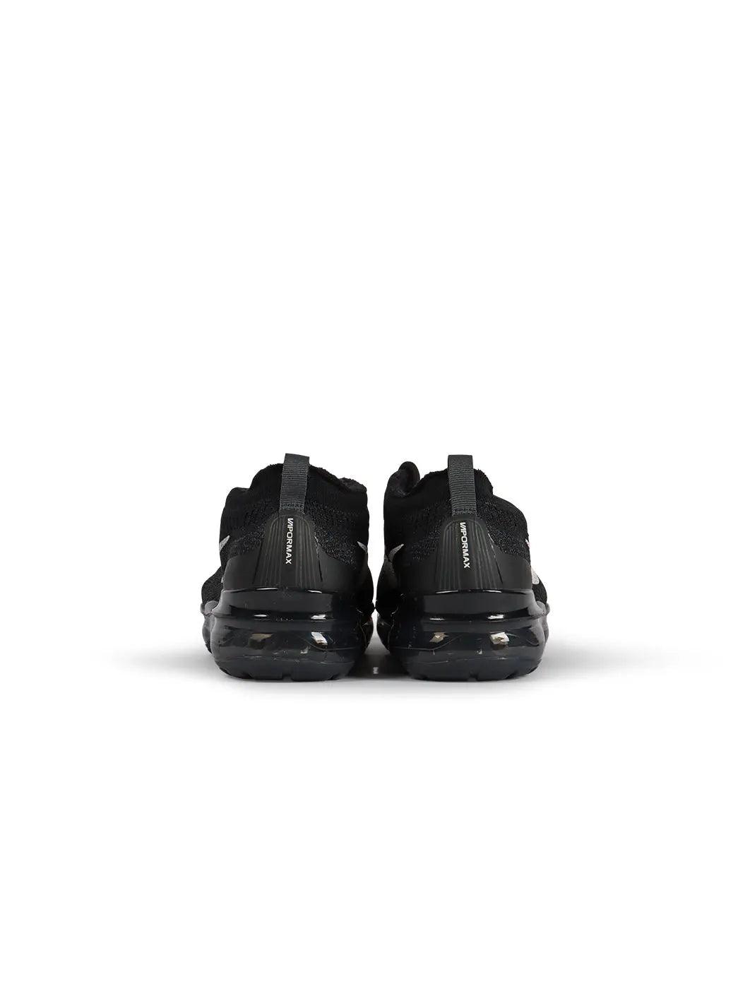Nike Womens Air Vapormax 2023 FK black and anthracite running shoes, lightweight athletic footwear for women.