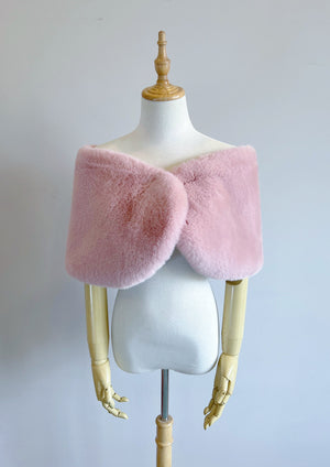 Pink Fur Wrap (Serena Pin05)