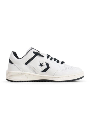 Denim Exchange Converse Men's Weapon Low sneakers in vintage white and classic low-top design