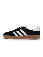 Men's Adidas Gazelle Indoor sneakers in black, side view