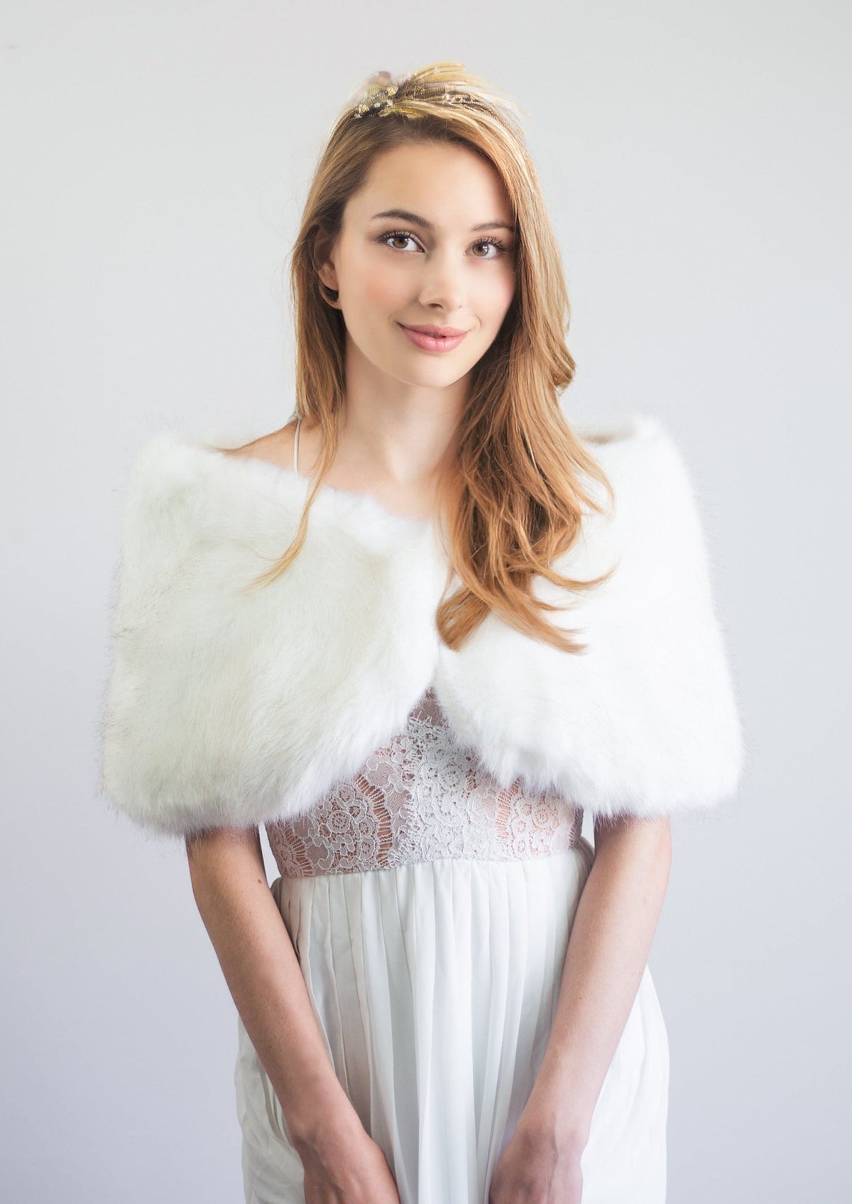 Ivory with Black Tips Faux Fur Wrap (Serena Wht03)