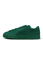 Green Puma Suede Love Marathon men's sneaker with white sole and stylish design, perfect for casual wear.