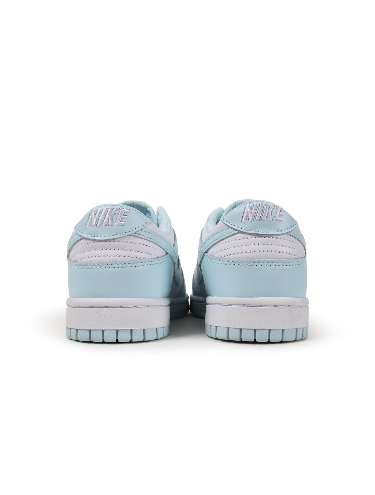 Men's Nike Dunk Low Retro sneakers in Glacier Blue by Denim Exchange