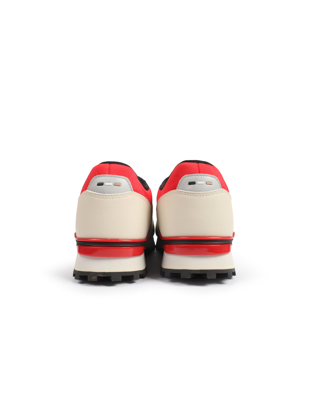 Light beige Hugo Boss men's Parkour Runn shoes with sleek design and breathable material, perfect for casual or athletic wear.