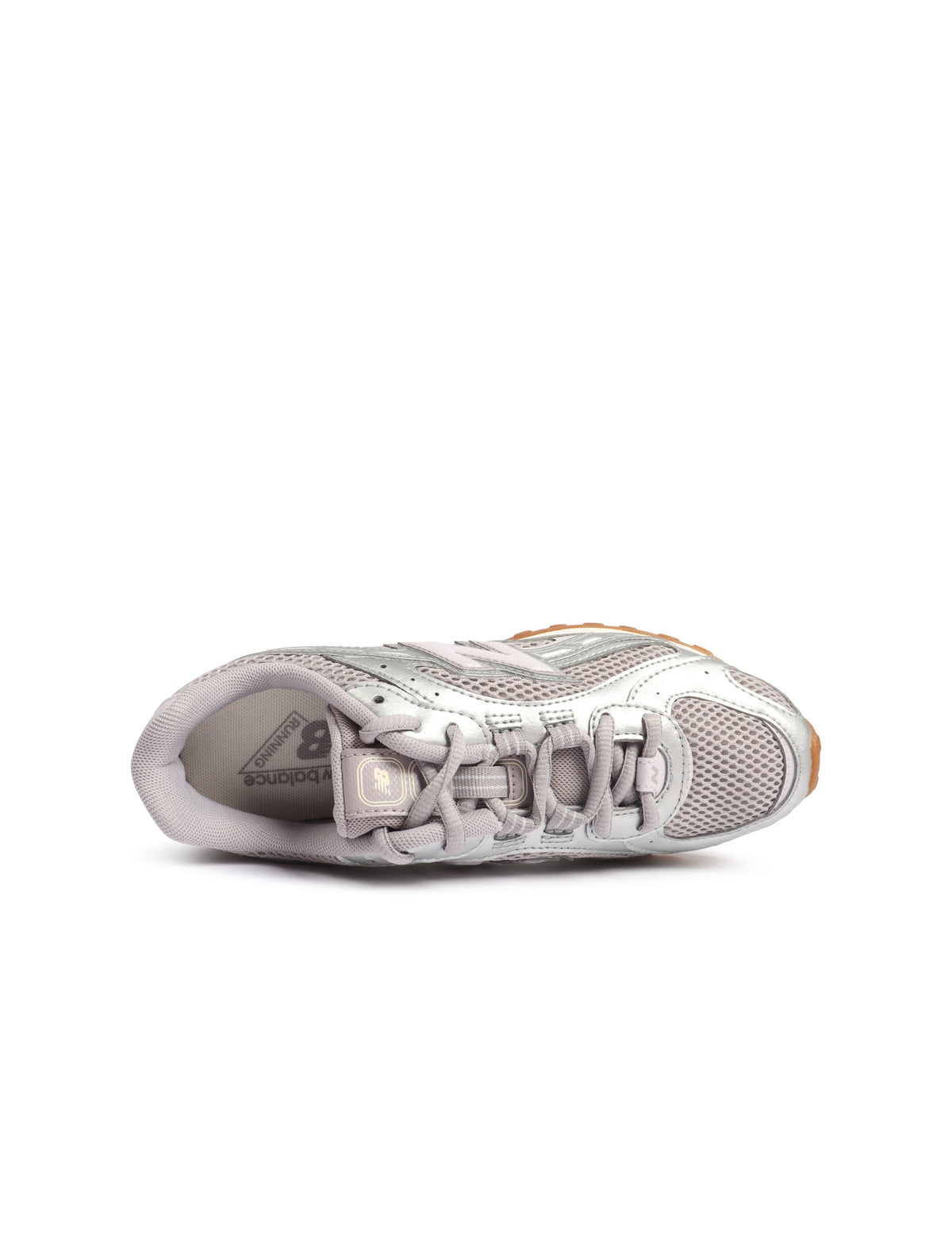 New Balance women's 204L footwear in Truffle Salt colorway-vesm