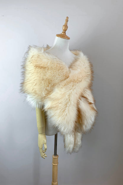 Champagne Faux Fur Shawl (Lilian Cha03)