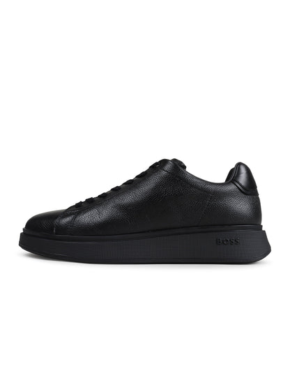 Black Boss Bulton Runn men's shoes featuring sleek design and lace-up closure, perfect for casual and athletic wear.