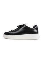 Black Hugo Boss Bulton Runn It A men's footwear shoes showcasing sleek design and stylish comfort.