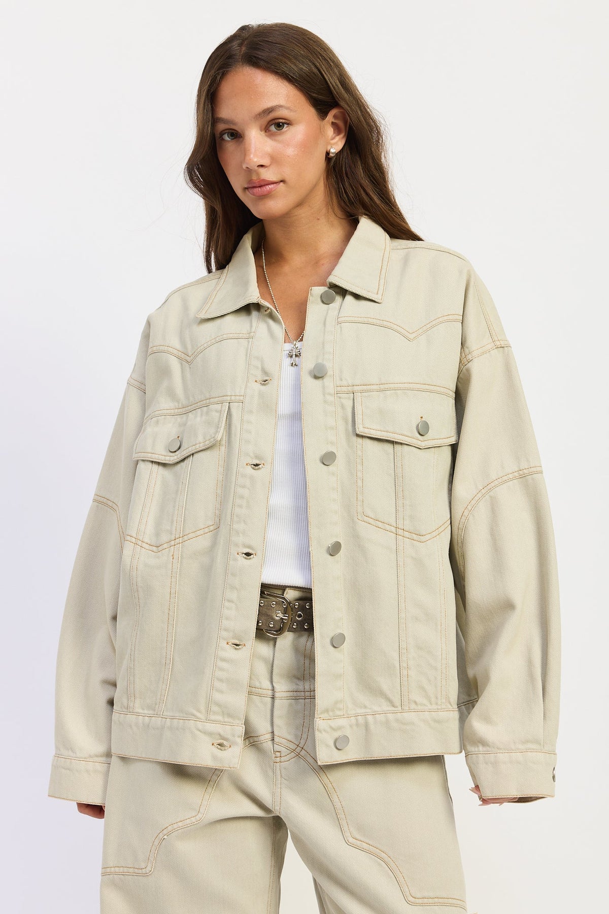 Emory Park Zofia jacket in ash grey, stylish outdoor jacket with a zip-up front and adjustable hood.