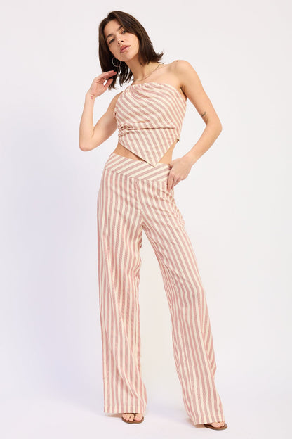 Emory Park Marisol Top with red stripe pattern, stylish sleeveless blouse, casual summer fashion, front view image.