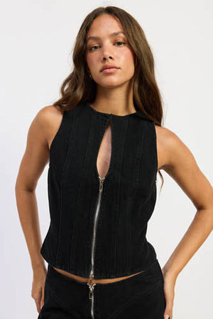Black Emory Park Eden Top, stylish women's blouse with a relaxed fit, displayed on a white background.