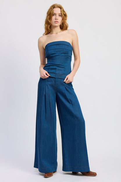 Emory Park Starla blue tube top, sleeveless crop top with fitted style, shown on a white background.