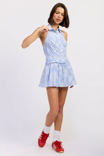 Emory Park Anastasia top in blue stripe jacquard fabric, stylish sleeveless blouse with a relaxed fit and sophisticated pattern.