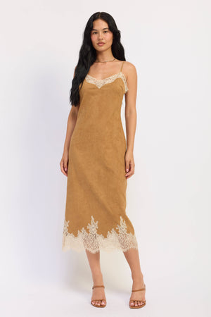 Emory Park Iria midi dress in camel color, featuring a flowing design and elegant silhouette, ideal for stylish occasions